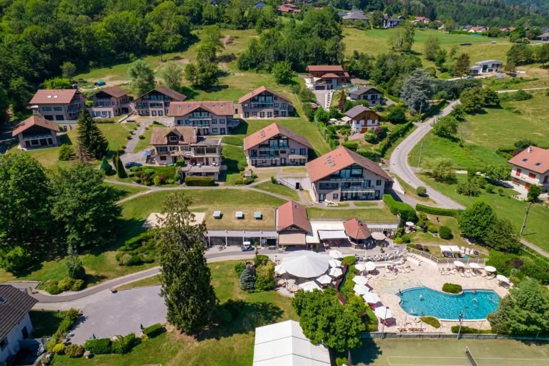 Residence Les Chataigniers 생조리오즈 외부 사진