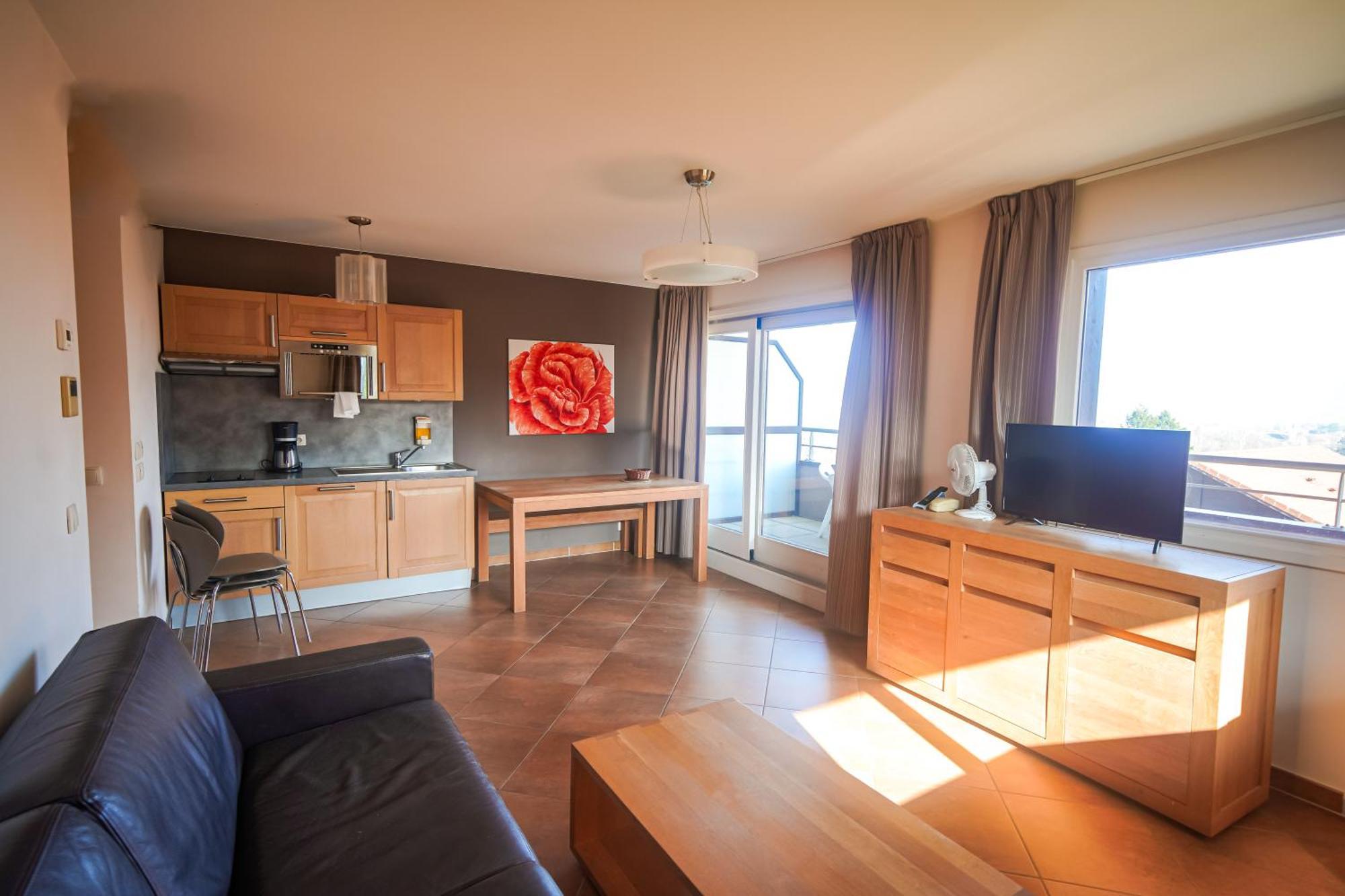 Residence Les Chataigniers 생조리오즈 외부 사진