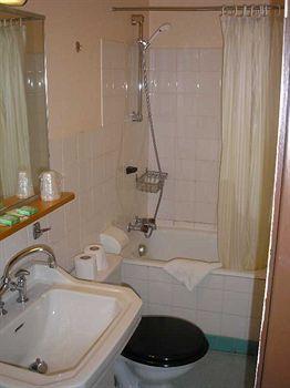 Residence Les Chataigniers 생조리오즈 외부 사진